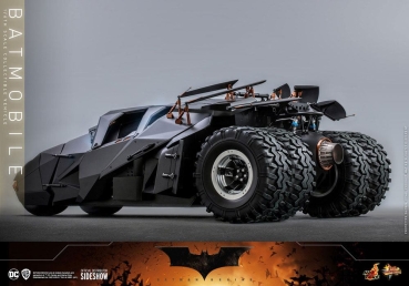 |HOT TOYS - The Dark Knight - Batmobile