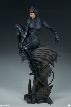 DC Comics Premium Format Figur Catwoman 56 cm Sideshow Collectibles
