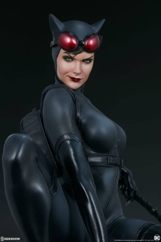 DC Comics Premium Format Figur Catwoman 56 cm Sideshow Collectibles